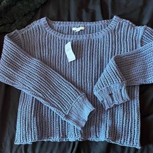 American Eagle Sweater